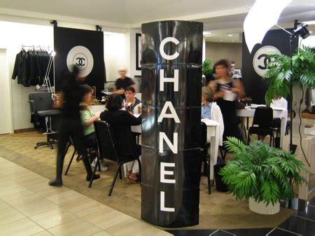 chanel makeup certification|How to Attend a Free Chanel Master Makeup Class.